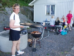Ulla fixar med grillen