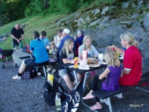P1010013 Nu har alla fått och lugnet lägrar sig